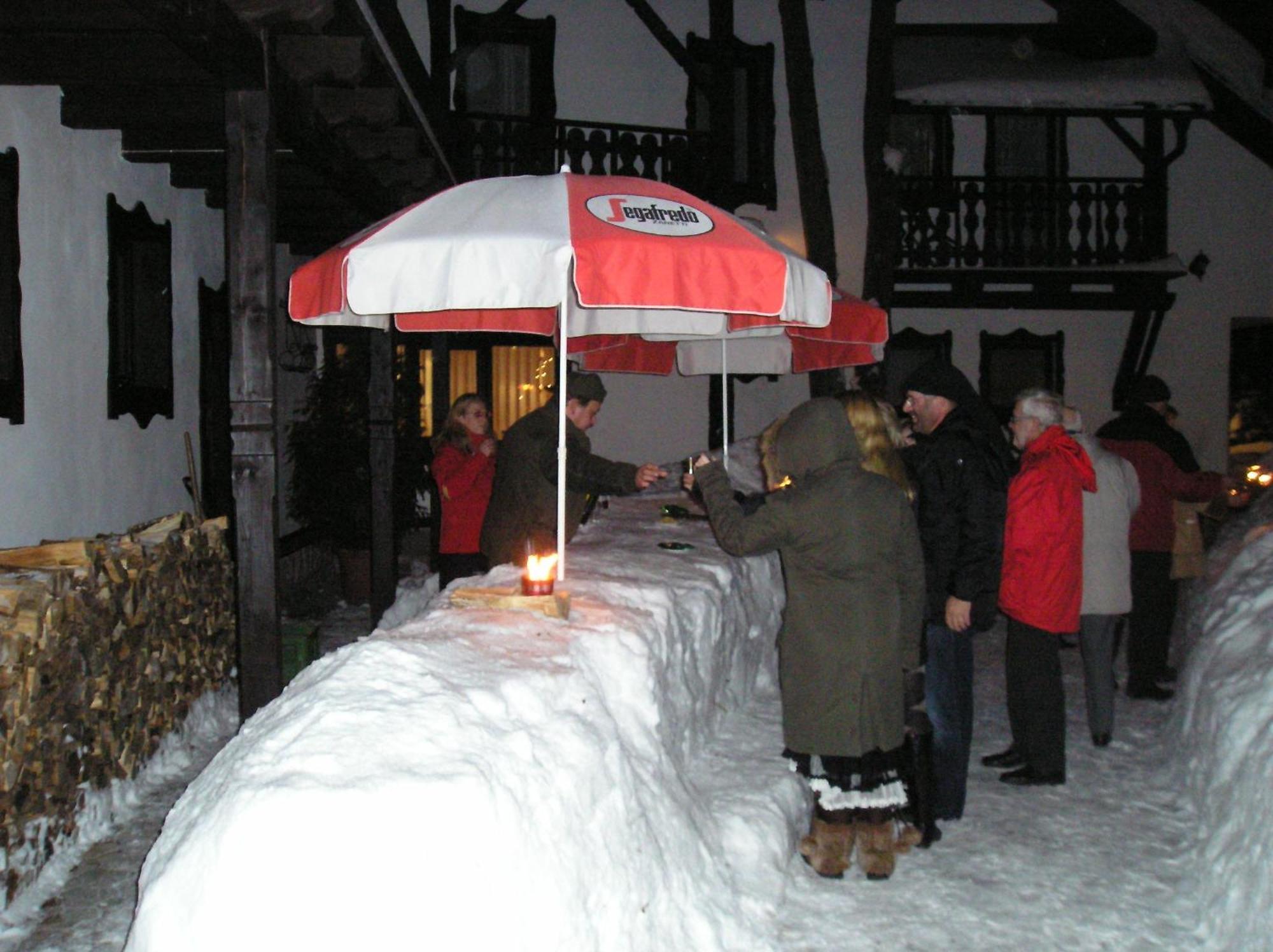 Hotel v Nebi Josefův Důl Buitenkant foto